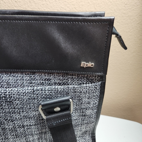 Epic Tweed, Faux Leather and Canvas Tote/Commuter Bag/Briefcase - Picture 2 of 11